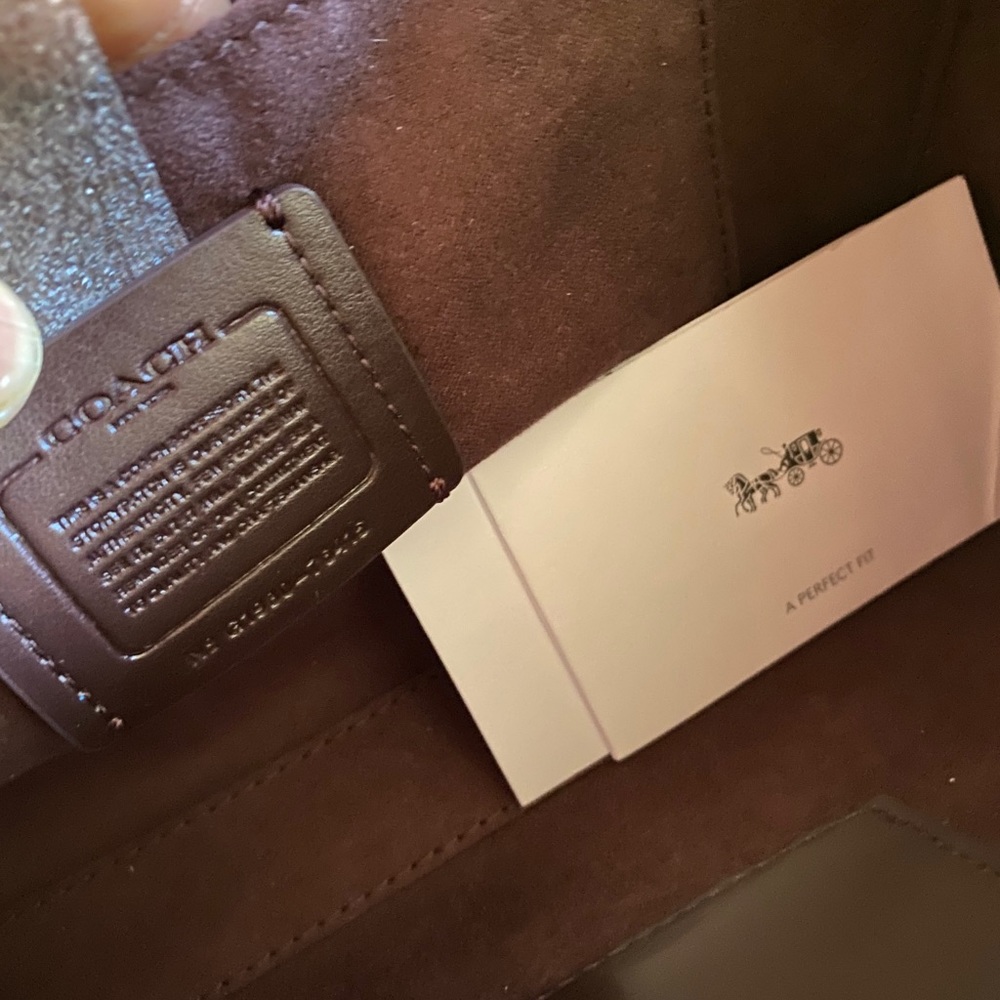 Coach crossbody - Picture 7 of 11